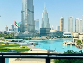 Durrani Homes - Opulent 4BR Besides Burj Khalifa & Fountain